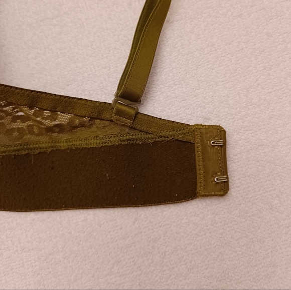 PINK Victoria's Secret Wear Everywhere Push Up Bra, 32DD - Picture 13 of 16